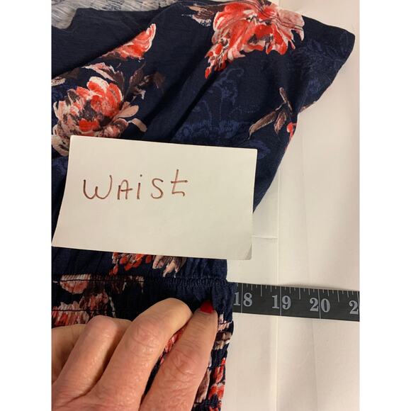 Maurices Womens Top SZ 1X Dark floral cottagecore smocked boho - Picture 8 of 10